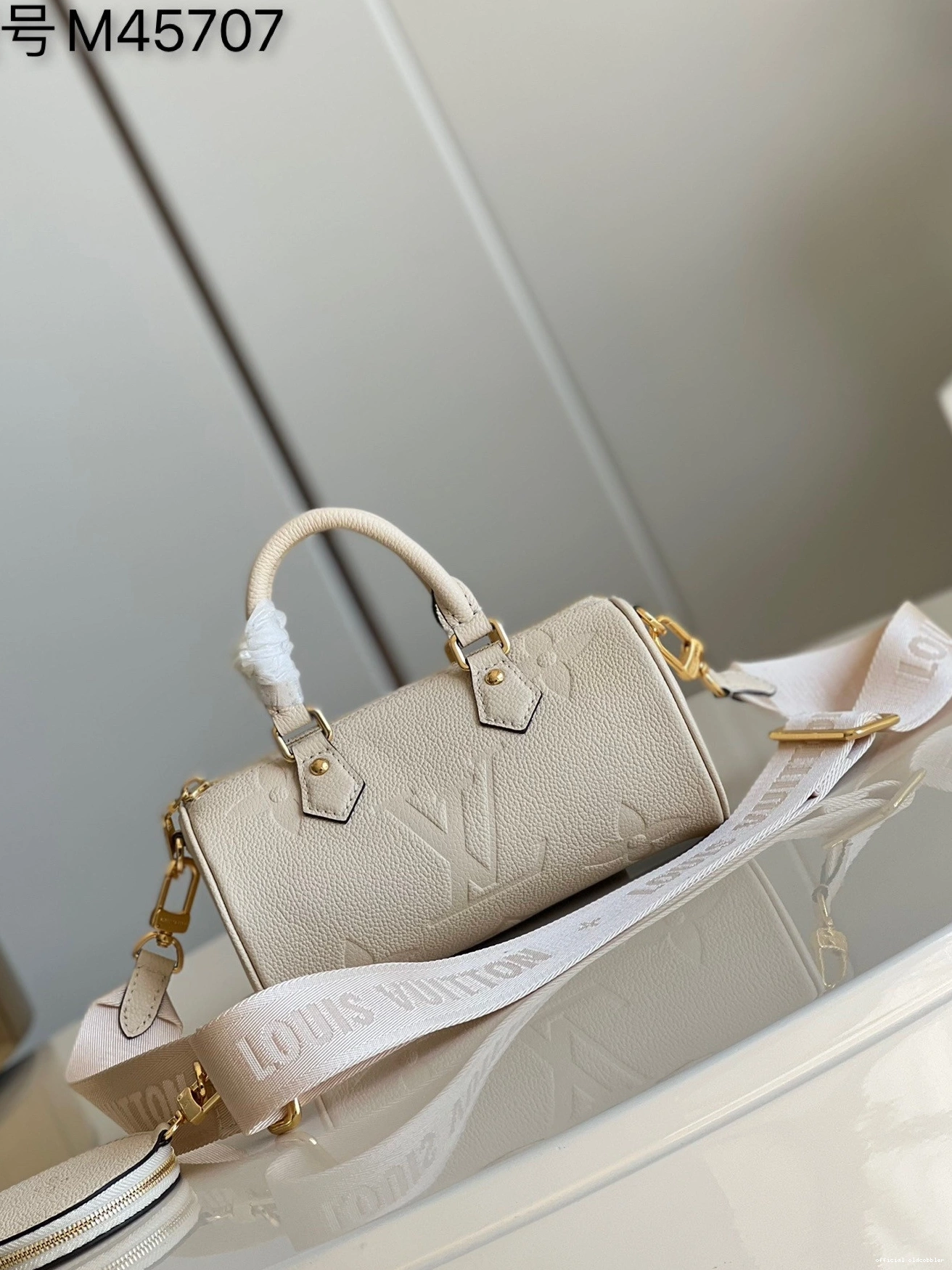 PAPILLON LOUIS BB VUITTON 0823